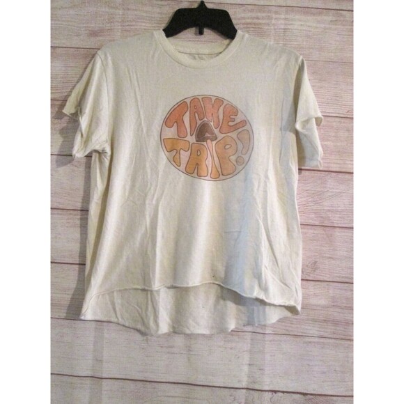 Mamie Ruth Women's Size Medium Hi-Low Distressed T-Shirt Take Trip Mushroom - Picture 1 of 5